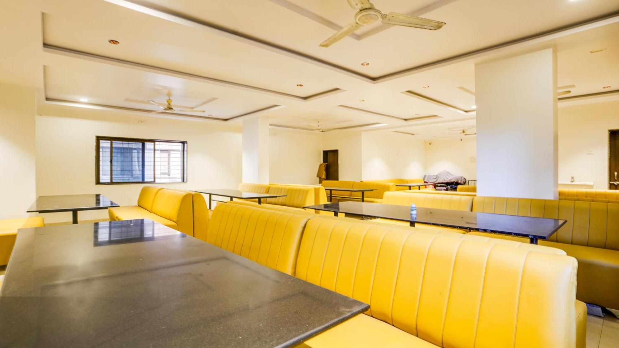 Fabhotel Kiara Govind Park Shirdi Extérieur photo